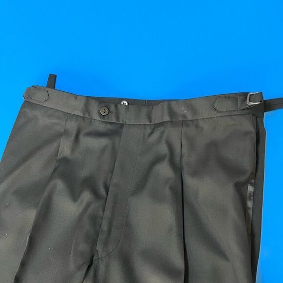 - Men’s Tuxedo. 100% Handmade. Stunning Quality. Size 44L - Picture 3 of 14